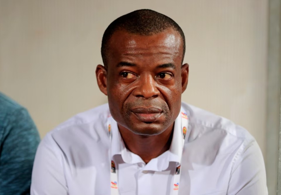 维的世预赛, inews, 主帅