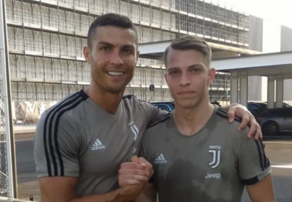 他的纪律和, YxLNq 他的纪律和, YxLNq