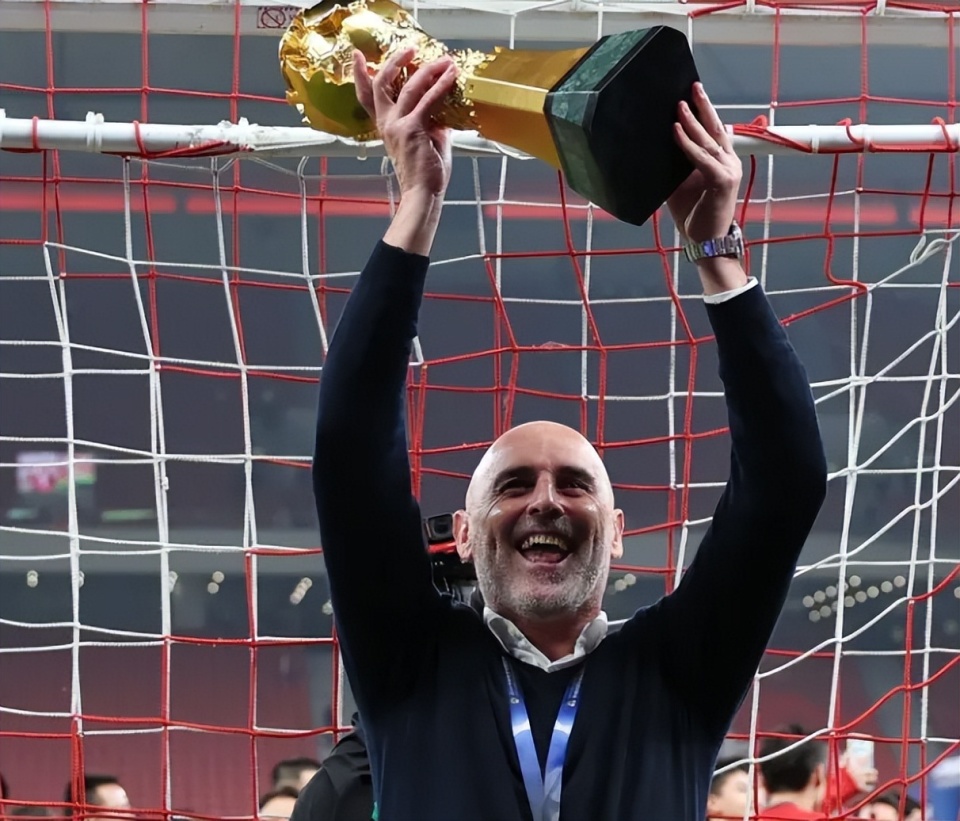 mPUZG, 需要俱乐部, 斯卡特 mPUZG, 需要俱乐部, 斯卡特